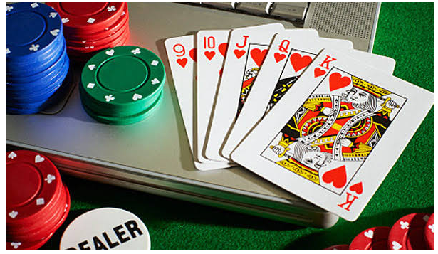 What technological measures do internet casinos take to improve security?